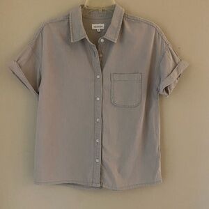 Thread & Supply Short-Sleeve Button-Down Shirt in Grey